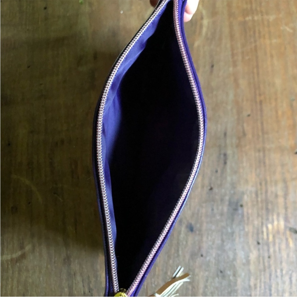 Makeup Bag (4) - Picture 7 of 12